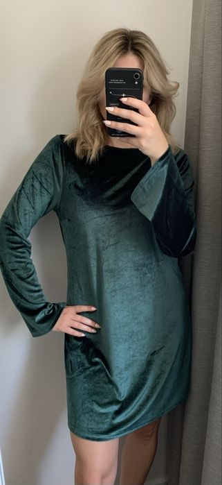 Welurowa luźna sukienka z szerokimi rękawami 40 L Monki