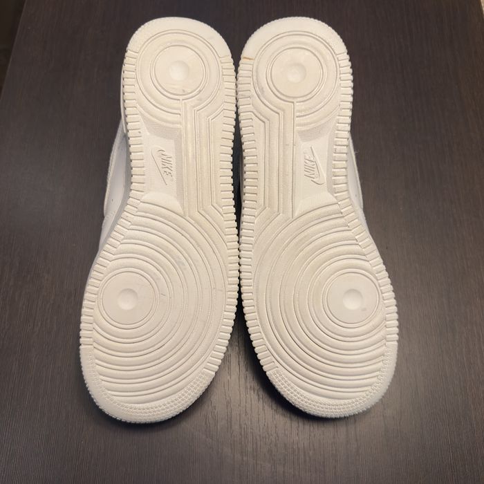 Nike Air Force 1 Low білі кросівки EUR 42 оригінал