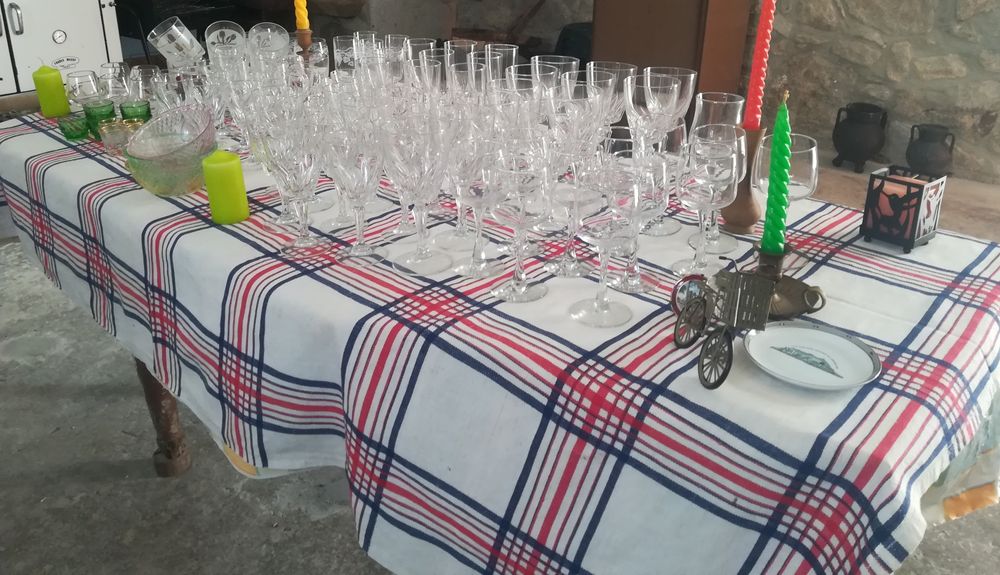 Copos de cristal e vidro