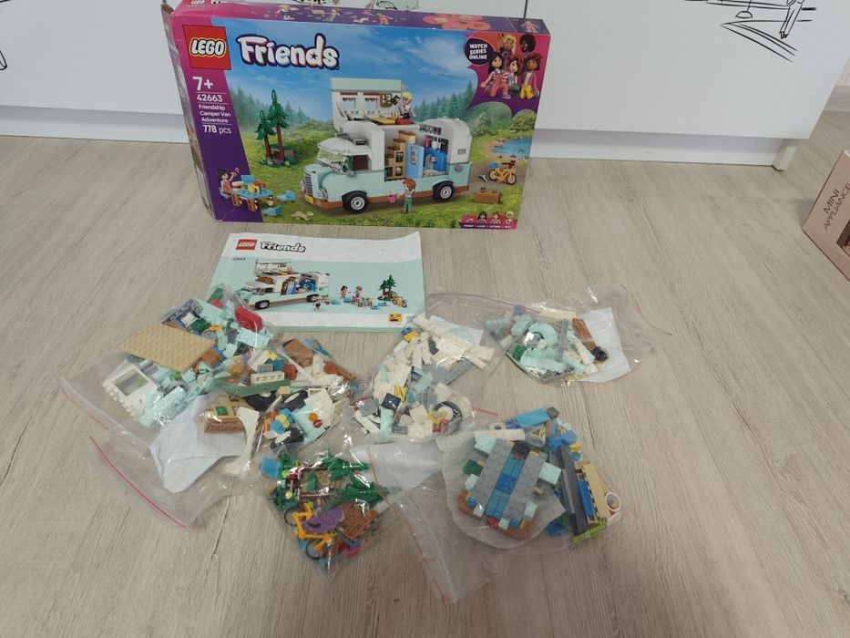Лего 778 деталей  Friends