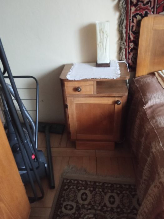 Szafki szafka nocna drewniana prl