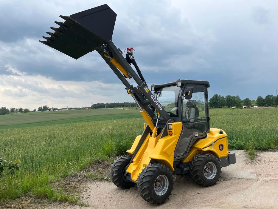 Günter Grossmann GG940C  Ładowarka teleskopowa Gunter Grossmann GG940C . Kabina