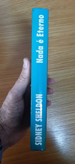 Livro "Nada É Eterno" (Sidney Sheldon)