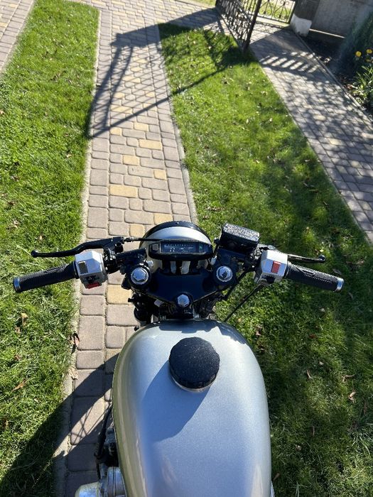 Кастом Suzuki gs 550 , Cafe Racer