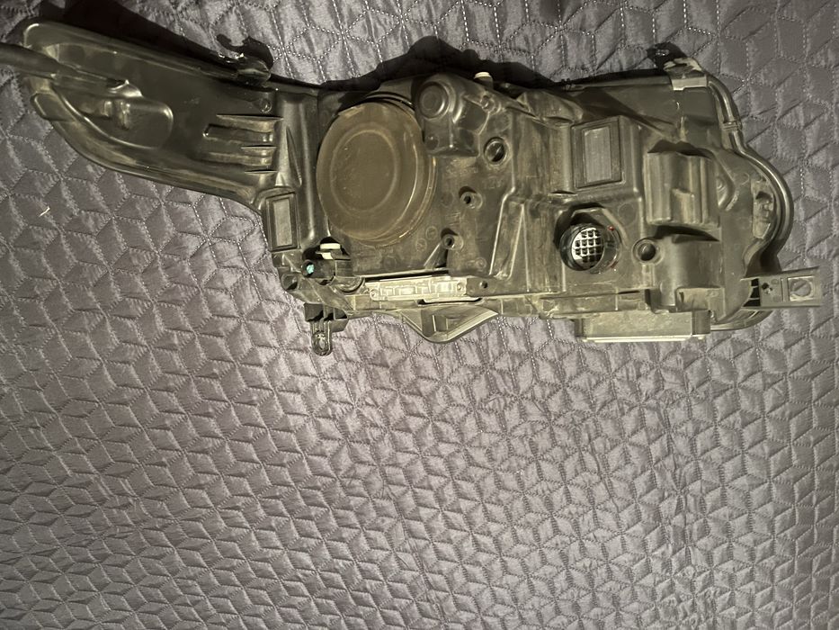 Lampa przednia lewa range rover vogue l405