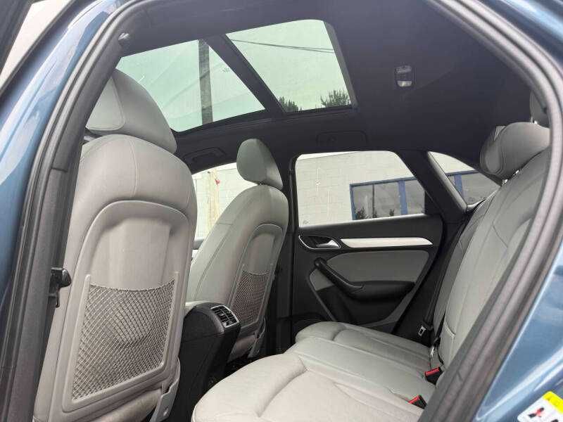 2017 Audi Q3 2.0T quattro Premium