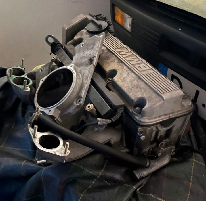 Cabeça de Motor - BMW E 30 ( 1985 a 1989 )  316 I