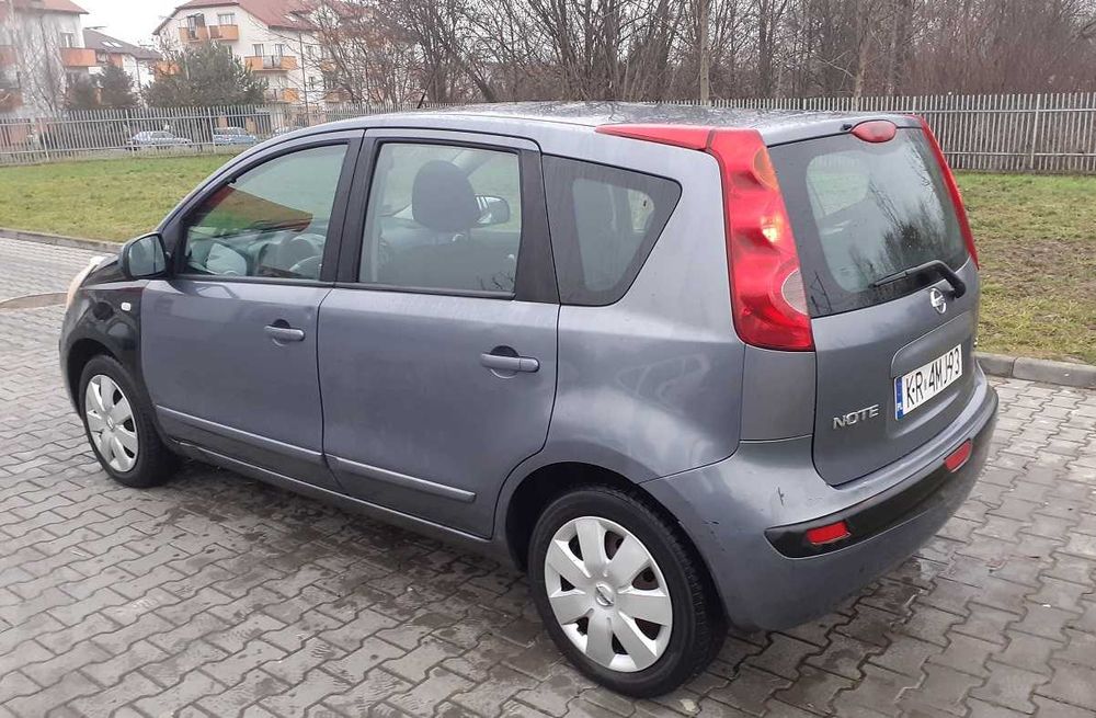 Nissan Note E11 1,5 dci 2007 rok dwukolorowy