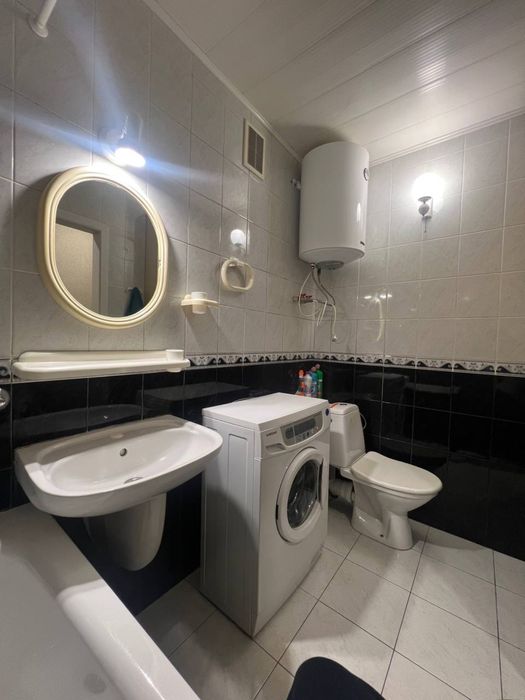 Продам 2-комнатную квартиру в Приднепровске! 20-летие Победы