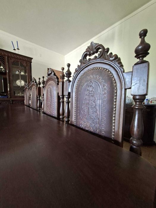 Mesa sala + cadeiras