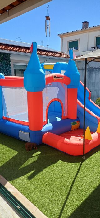 Vendo Insuflável castelo outsunny