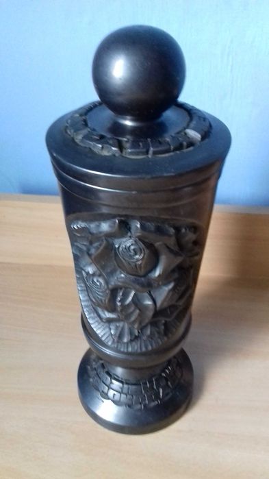 Wazon grafitowy, okolicznościowy.