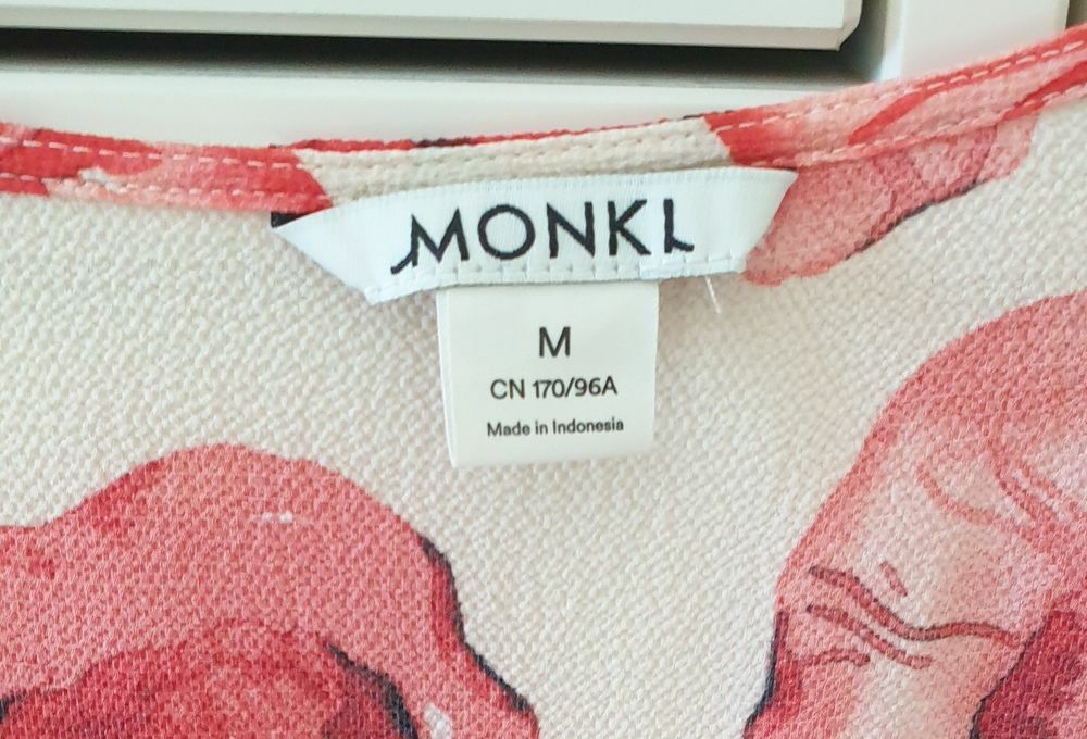 Kombinezon Monki rozm.M J.Nowy