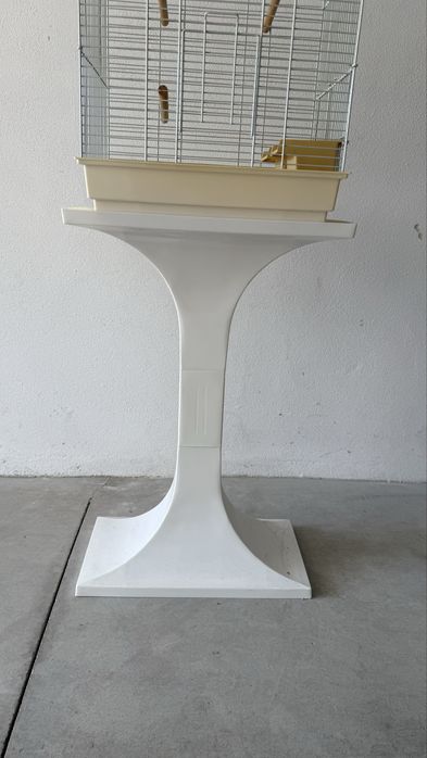 Gaiola grande com base