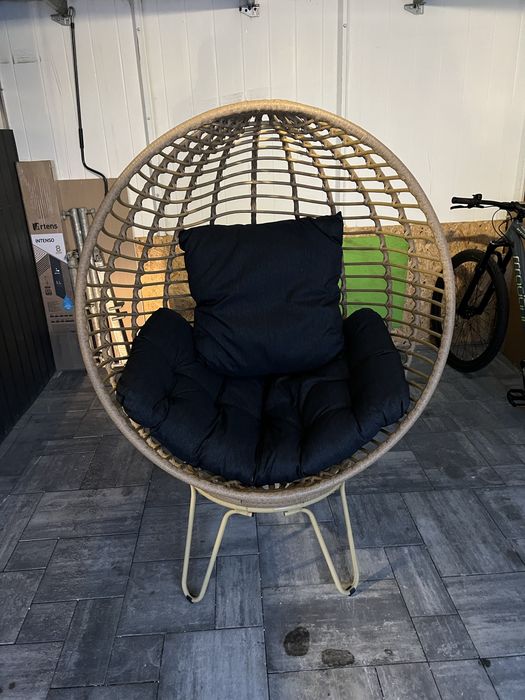 Fotel ogrodowy stojacy