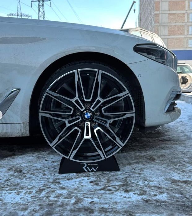 Диски BMW 825M R18 5x112 G20 G21 G22 G26 G30 G32 X3 G01 X4 i4 iX3 Нові
