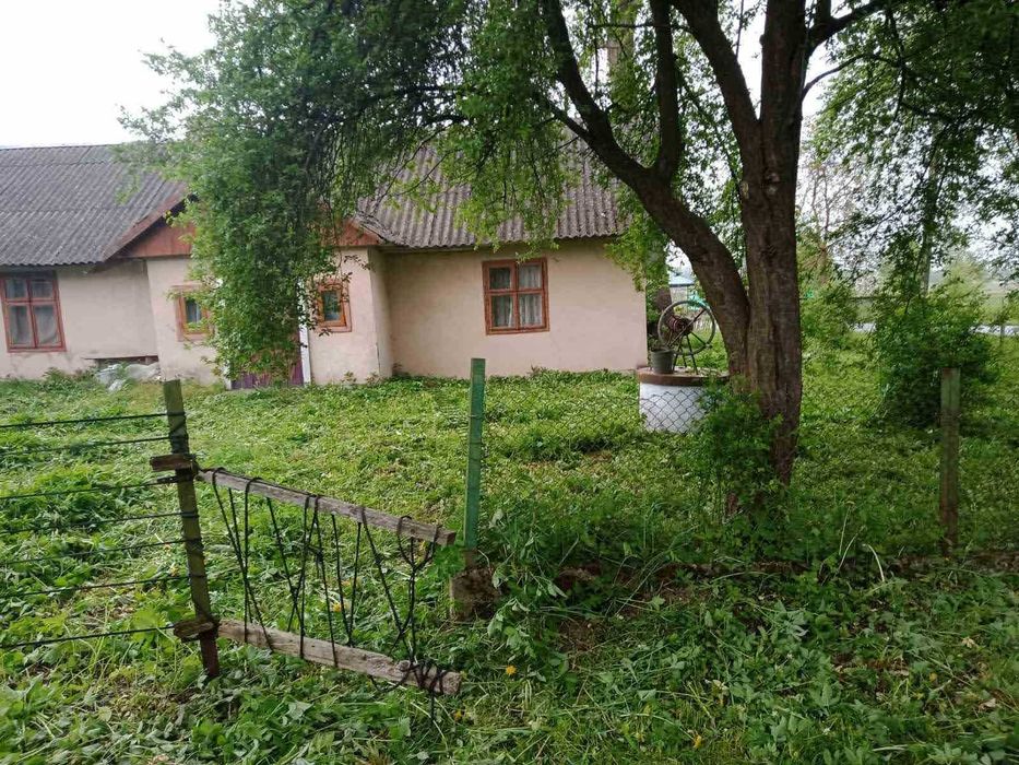 Будинок під знос