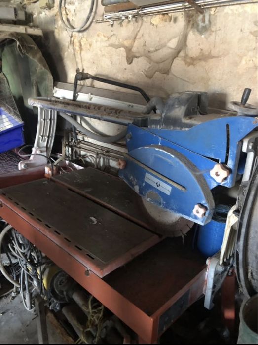 Mesa corte de cerâmica