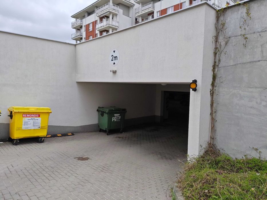 Stanowisko garażowe miejsce postojowe Olsztyn ul. Rataja Zatorze Podleśna