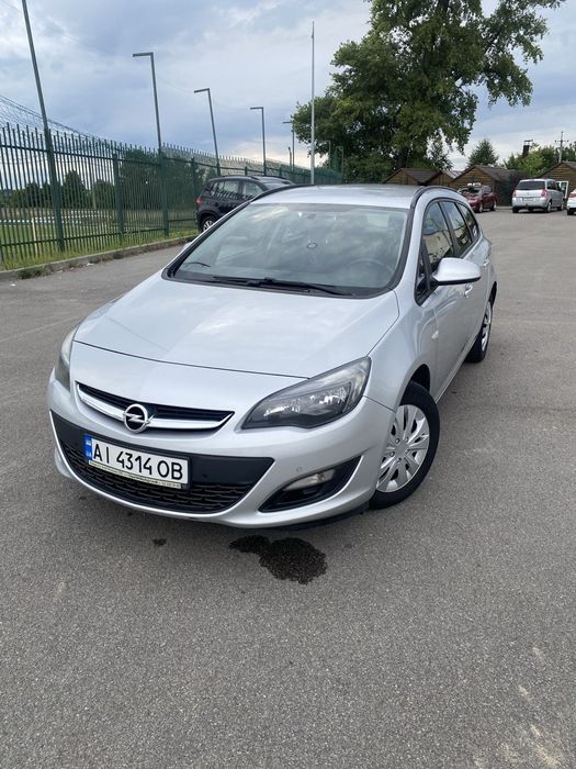 Opel Astra 2013
IV покоління/J (FL)