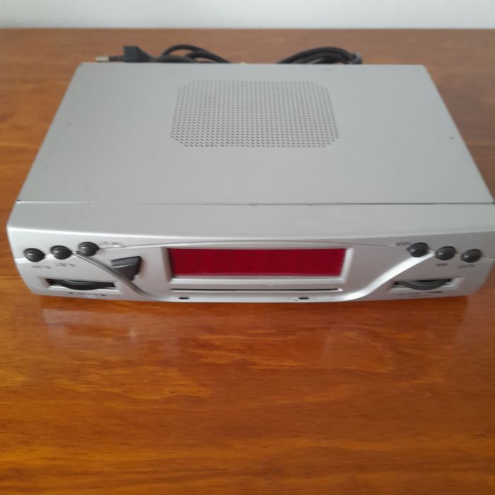 Relogio radio despertador alarme etc