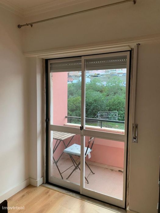 T1 São Marcos remodelado mobilado com elevador, varanda e arrecadação