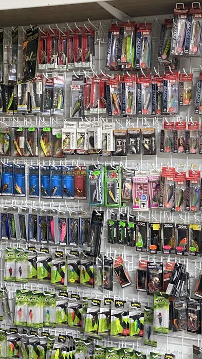 Воблери Strike pro, та блешні angler’z system bux