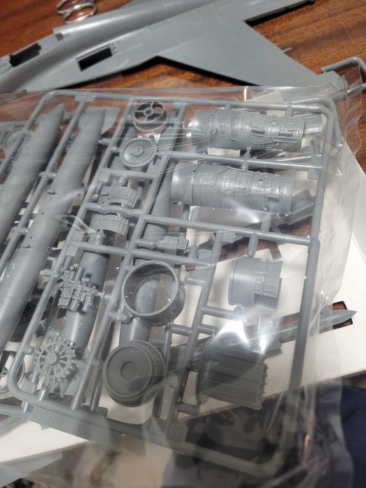 Great Wall Hobby S4819 1/48 МіГ-29 Привид Києва - лімітована версія