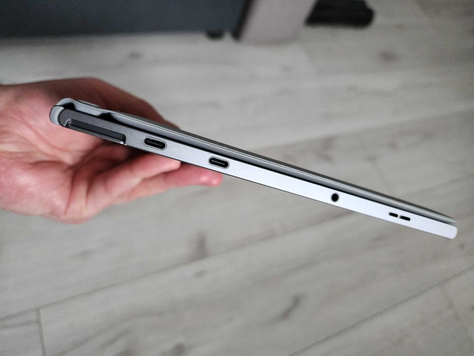 Samsung Galaxy Book2 12" Amoked 2k W737 LTE 3G + Клавіатура Windows 11