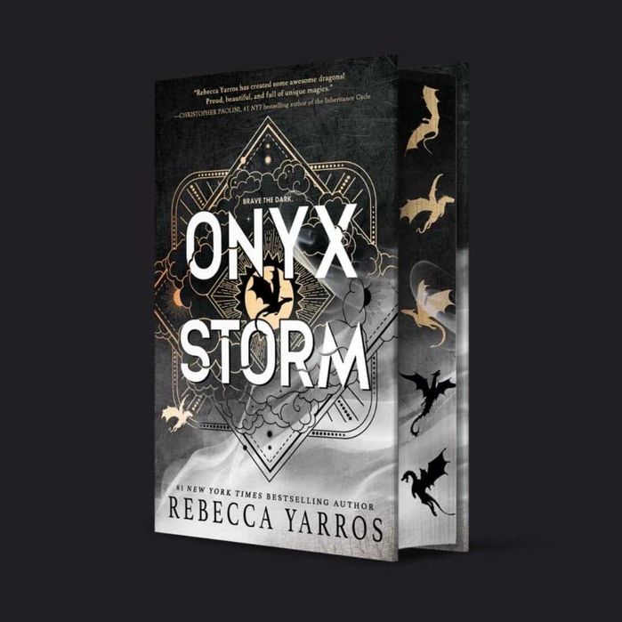 Onyx Storm (Deluxe Limited Edition)