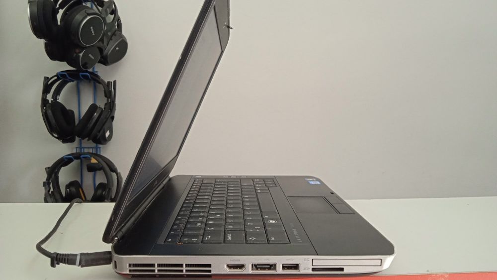 Ноутбук Dell Latitude E5430 Intel Core i3 - 2370 2.5 GHz