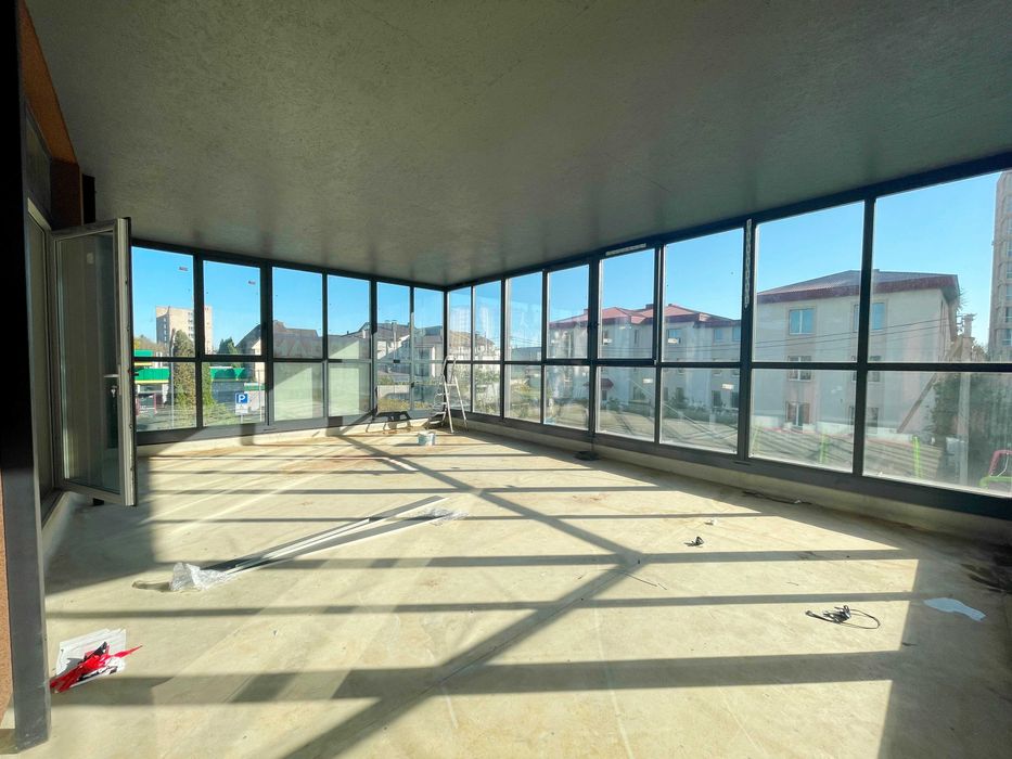 Продаж комерційного приміщення в ЖК "Kyiv Sky"