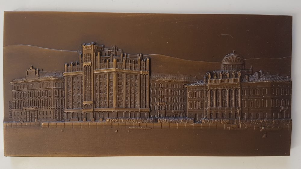 Medalhões bronze vários