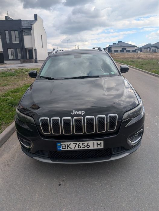 jeep cherokee 2,4 л  2019 р