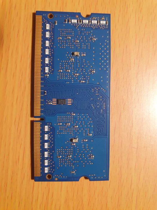 оперативная память SK hynix 2 Gb DDR-3 (для ноутбука)