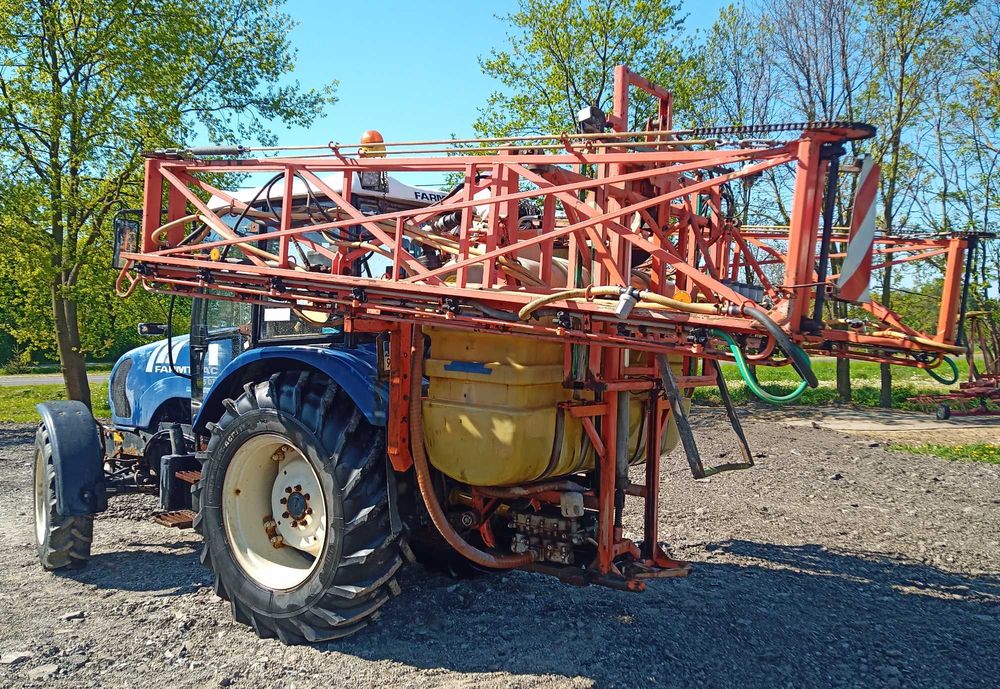 Opryskiwacz zawieszany Douven 21m