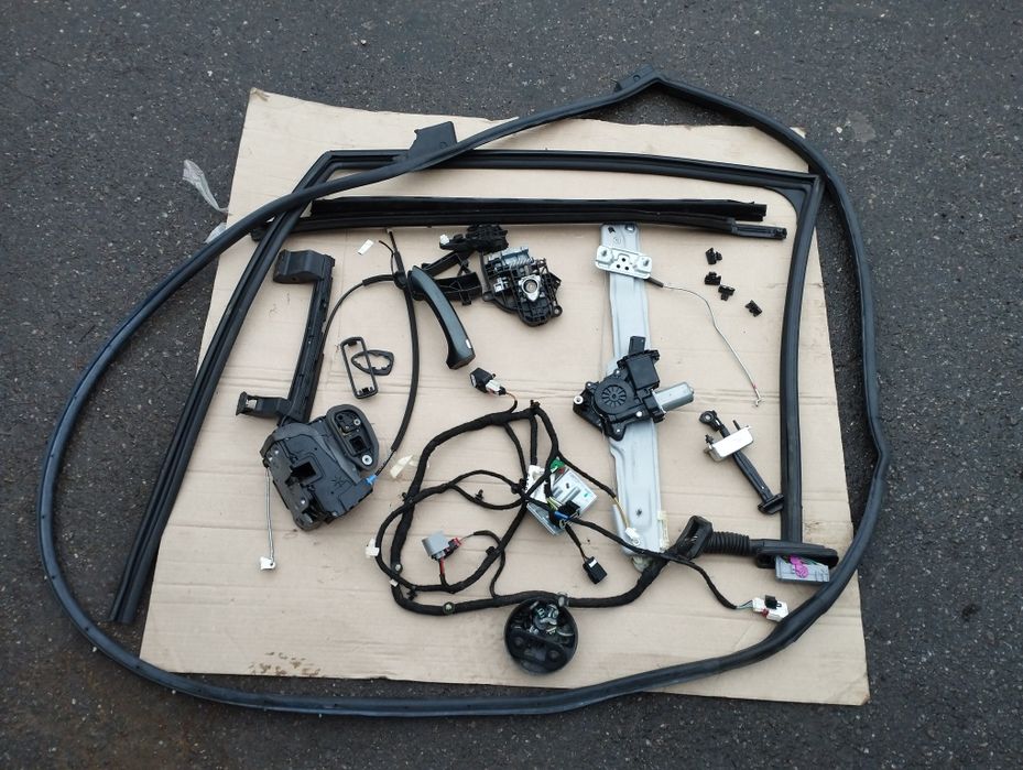 Дзеркало / Запчастини До  дверки  Chevrolet Bolt 2017-2020р