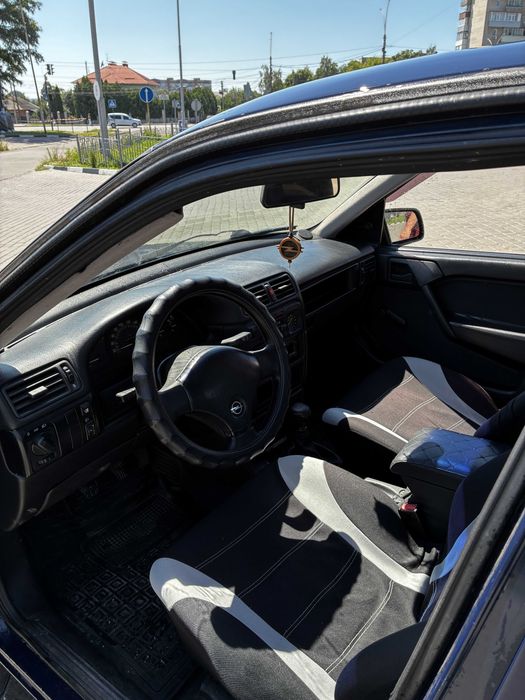 Opel Vectra A 1991 рік.