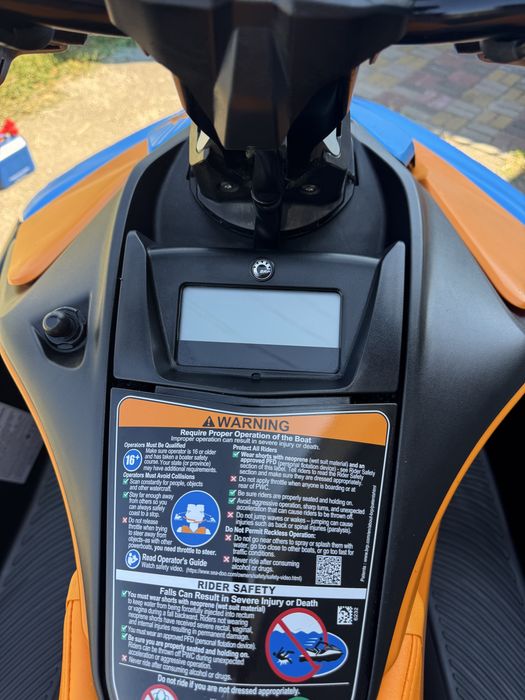 Brp spark trixx 3up