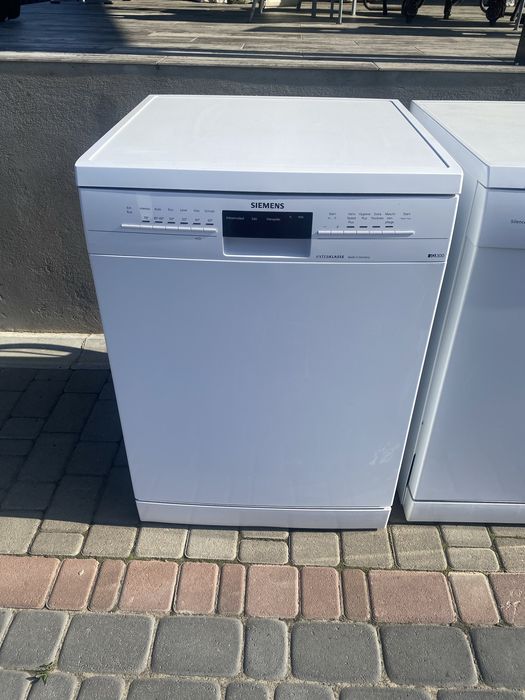Посудомийна машина Siemens iQ300