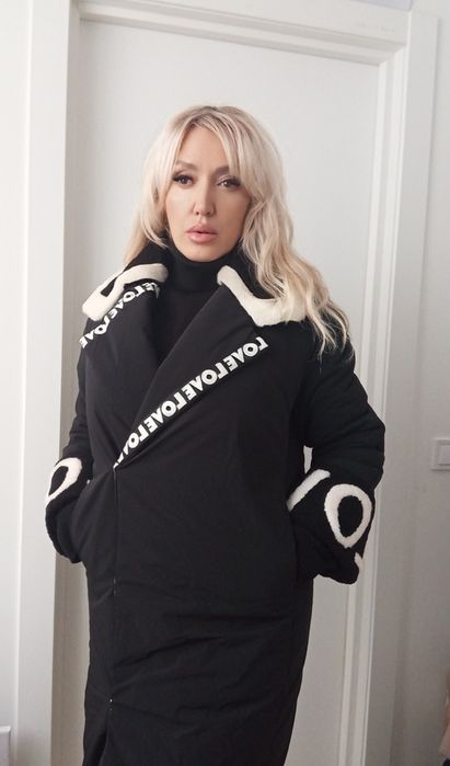 Утепленное пальто фирмы Barimuni.  Премиум качество. Верблюжий пух.