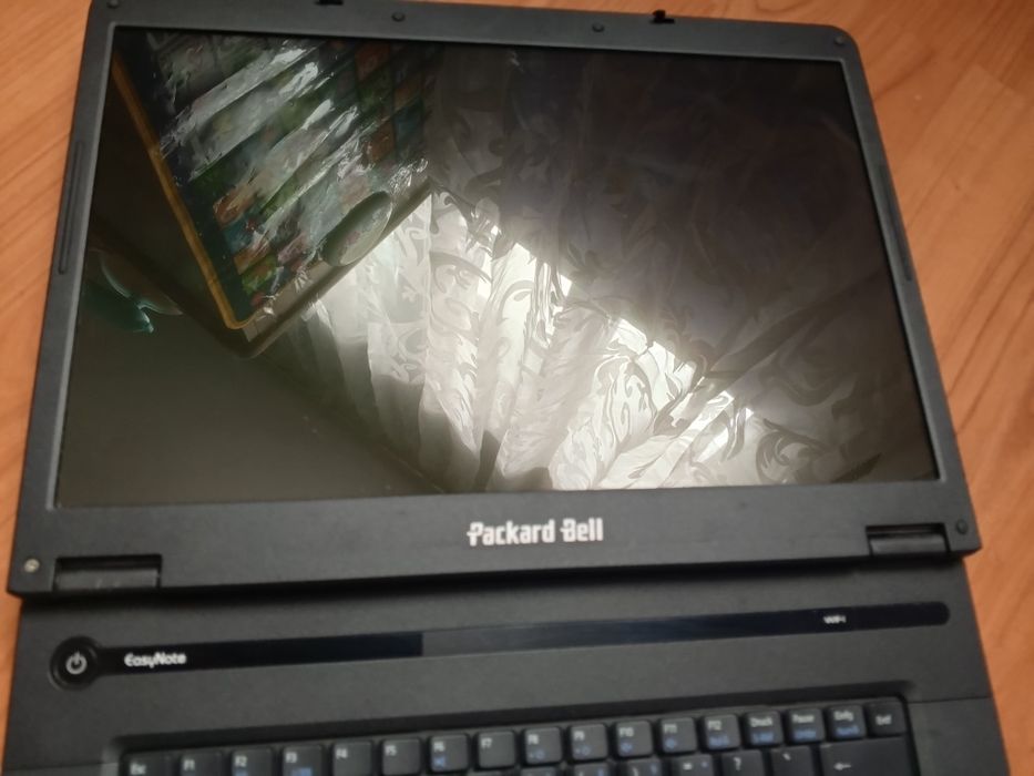 Продам ноутбук PACKARD BELL Easy Note