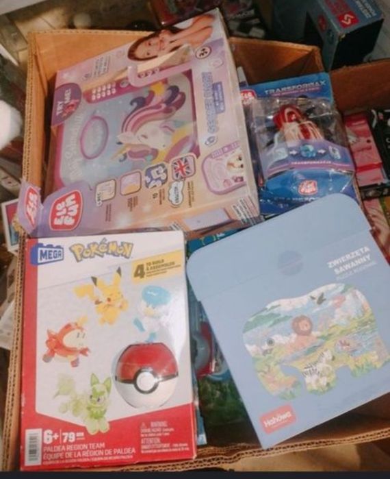 Zabawki karton mix bananowiec