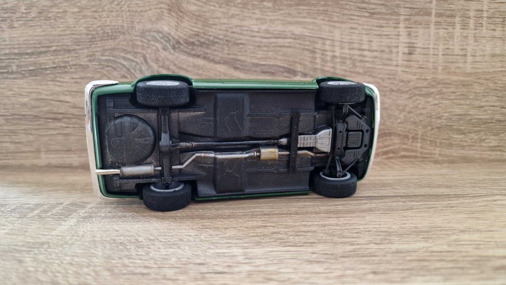 Toyota Corolla T27 levin 1:24