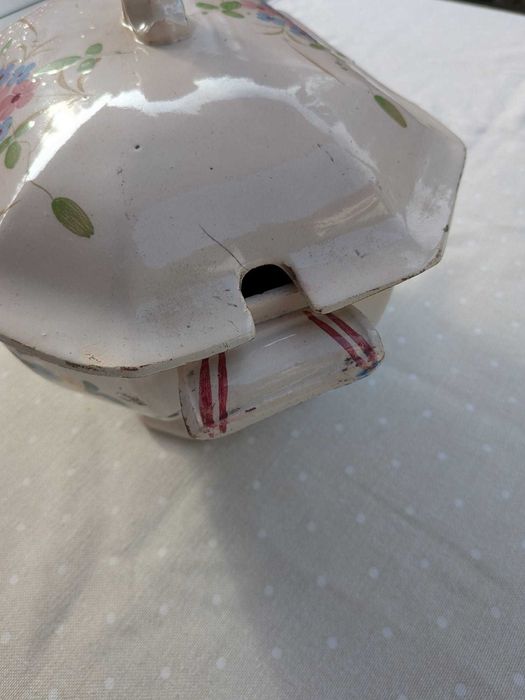 Louça antiga - Terrina