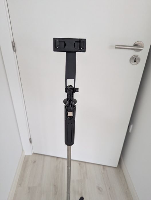 Vendo selfie Stick com comando bluetooth444829326388111361