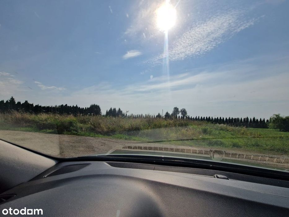 Działka budowlana 1798 m² z utwardzonym dojazdem