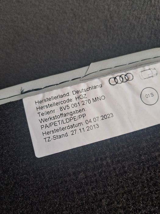 Dywaniki chodniczki audi  s3  8v5 sedan oryginalne kupione w salonie