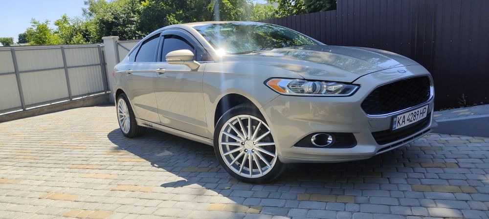 Ford Fusion USA 2015