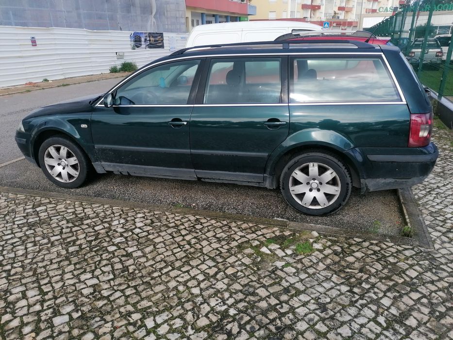 Vendo Passat 130 CV 2001 de 6 Velocidades
